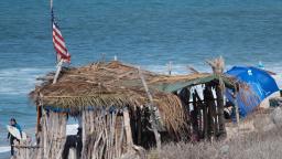 Surf hut at Trestles