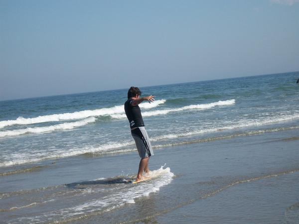 Rye Beach skimming