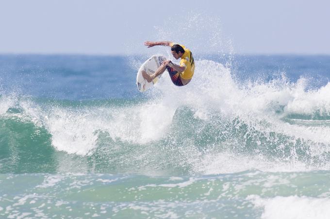 Jordy Smith Readies for Puerto Rico