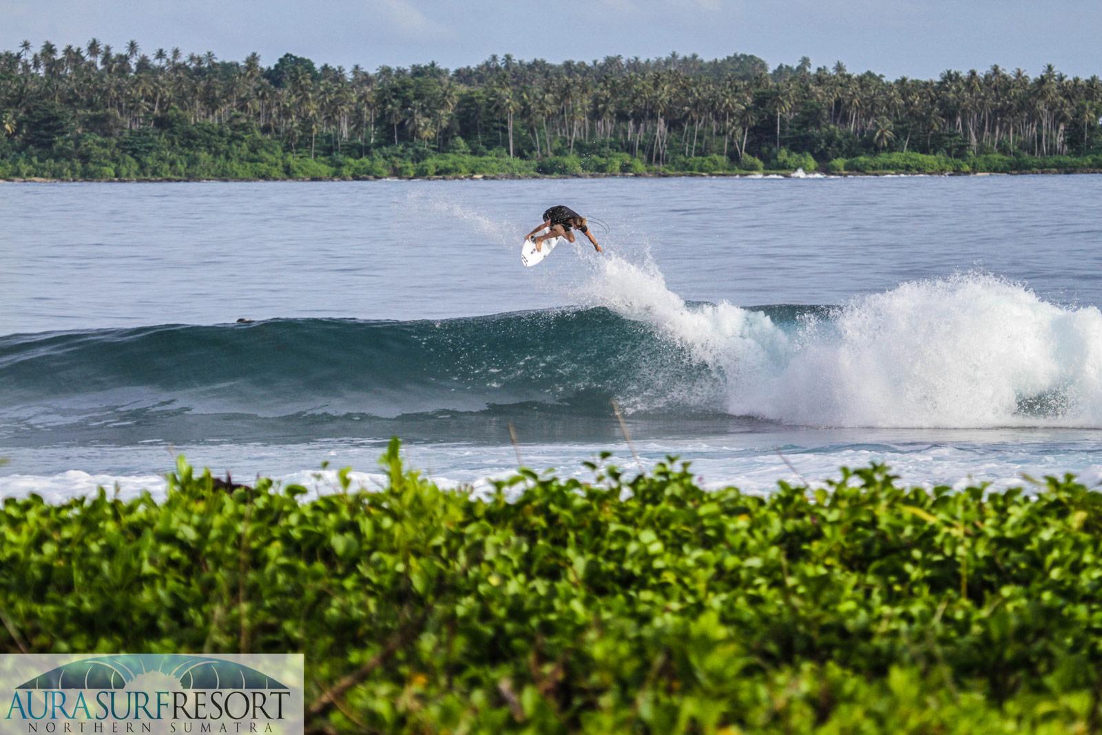 Aura Surf Resort 