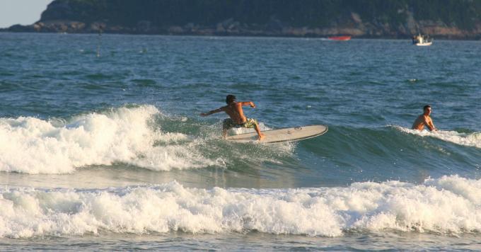 Longboarding Crouch