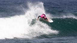 Conner Coffin in cleaner conditions at Piha
