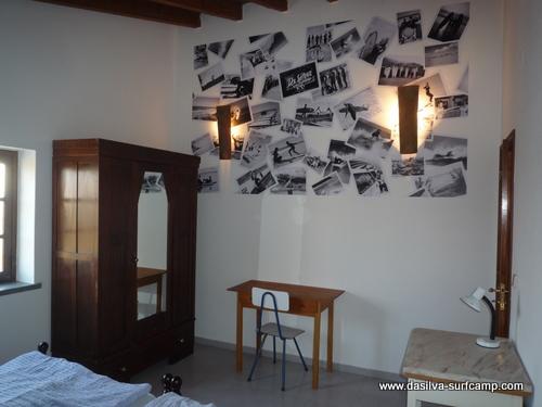 2 Beds room