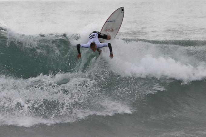 Caio Ibelli goes vertical