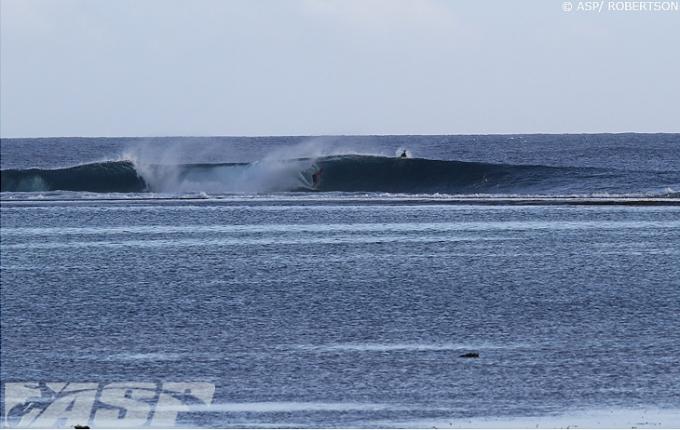 Another lay day for the Billabong Pro Tahiti