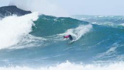 Frederico Morais sweeps a full turn