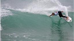 Courtney Conlogue fifth at the Estoril Surf Billabong Girls