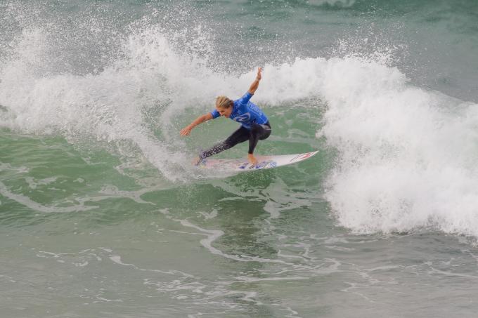 Nice Cutback from Stephanie Gilmore
