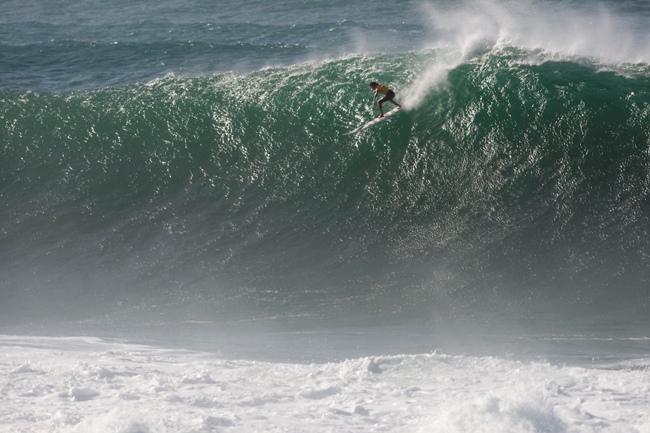 Greg Long 2009 Quiksilver In Memory of Eddie Aikau Champion