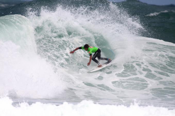 Andrew Doheny at Choppy Piha