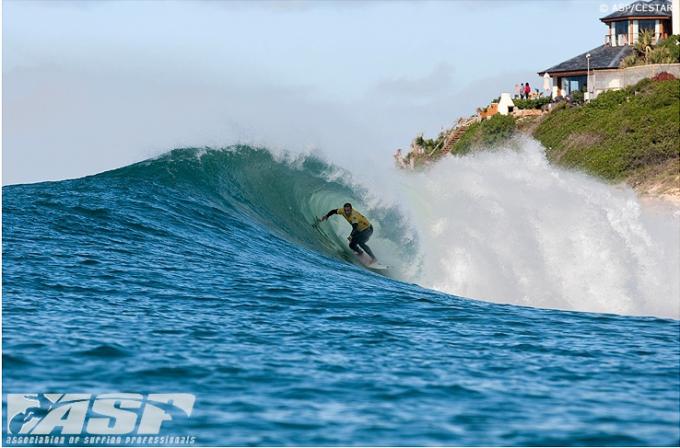 Tiago Pires Supertubes
