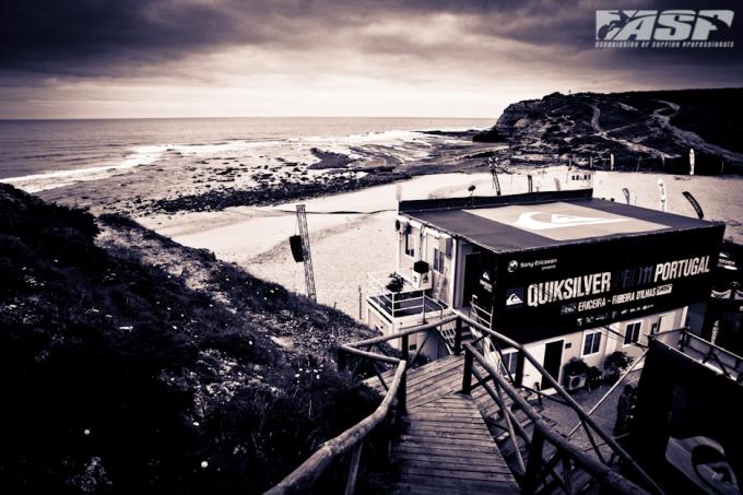Small surf at Ribeira d'Ilhas