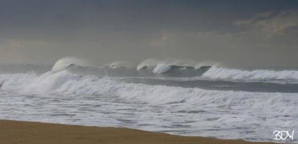 Breaking Offshore Surf