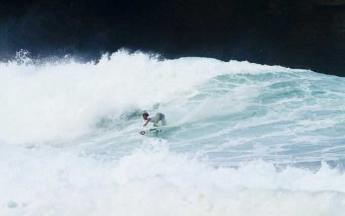 Alex Dive at Piha