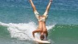 costaricasurfinstitute.com