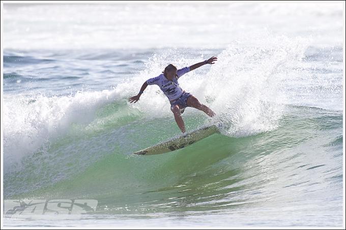 Chantelle Rautenbach at North Narrabeen
