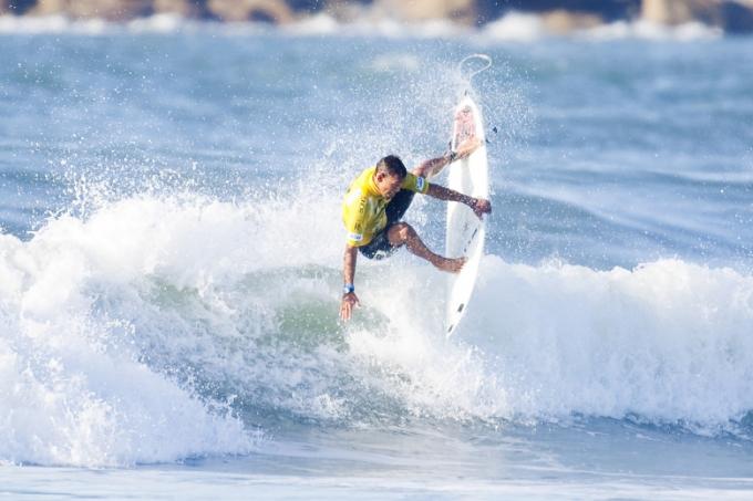 Jadson Andre at the Billabong Pro Santa Catarina 2010