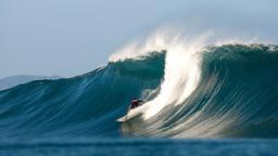 Dean Morrison Defeating Mick Fanning at Pipeline