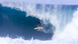 Ian Walsh Surfs Honolua Bay