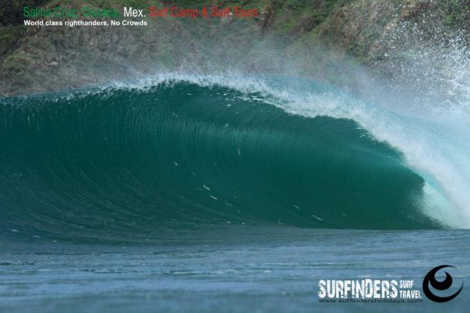 Salina Cruz Surf Camp & Surf Tours 6