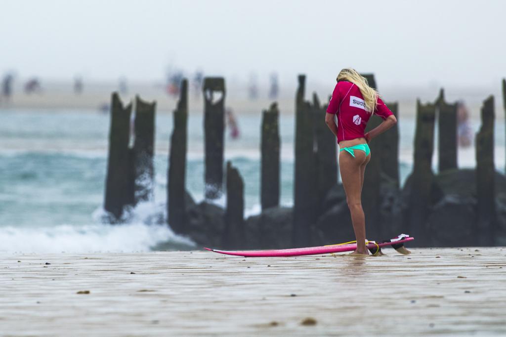 Laura Enever Warming Up