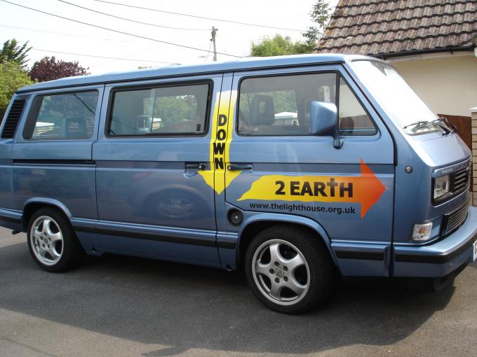 D2E Van