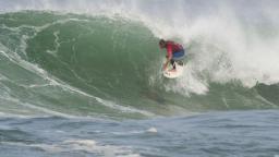 Slater Barelled at Culs Nus Beach