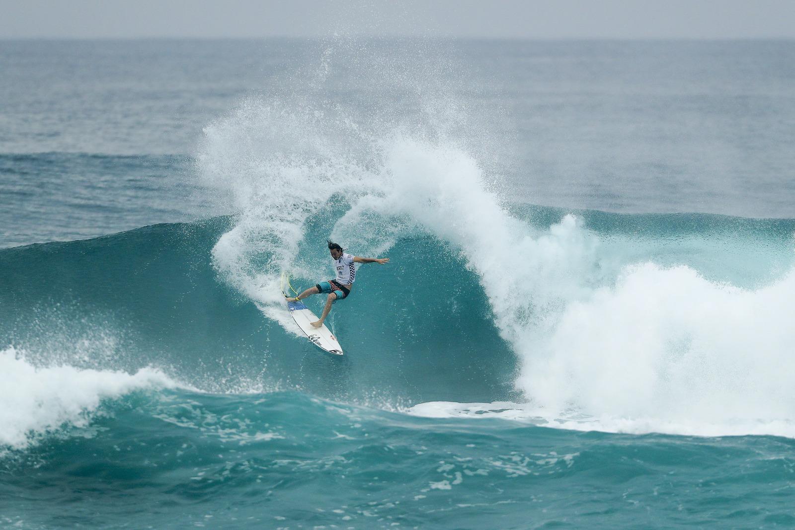 Jordy Smith Dominating at Sunset