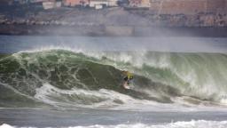 Bede Durbidge surfing Supertubos