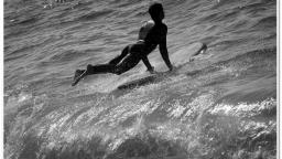 SURFING