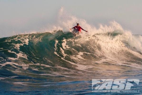 Sally Fitzgibbons Takes the Bells 2012