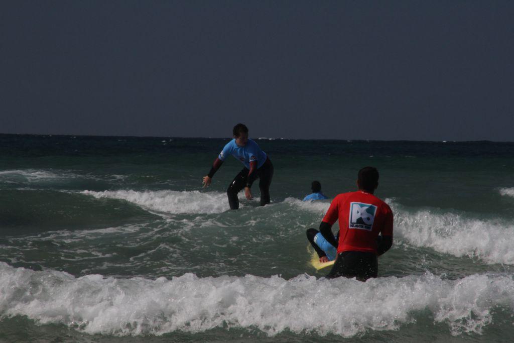 Surf lessons with us in Cantabria!