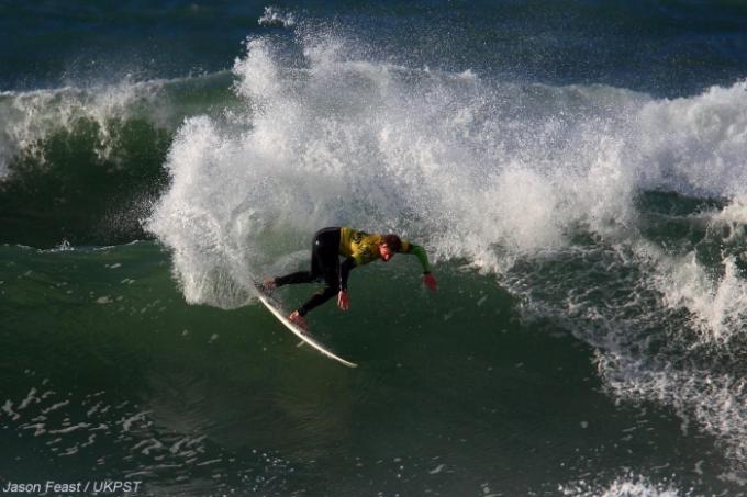 Reubin Pearce at Fistral in the Animal Newquay 09
