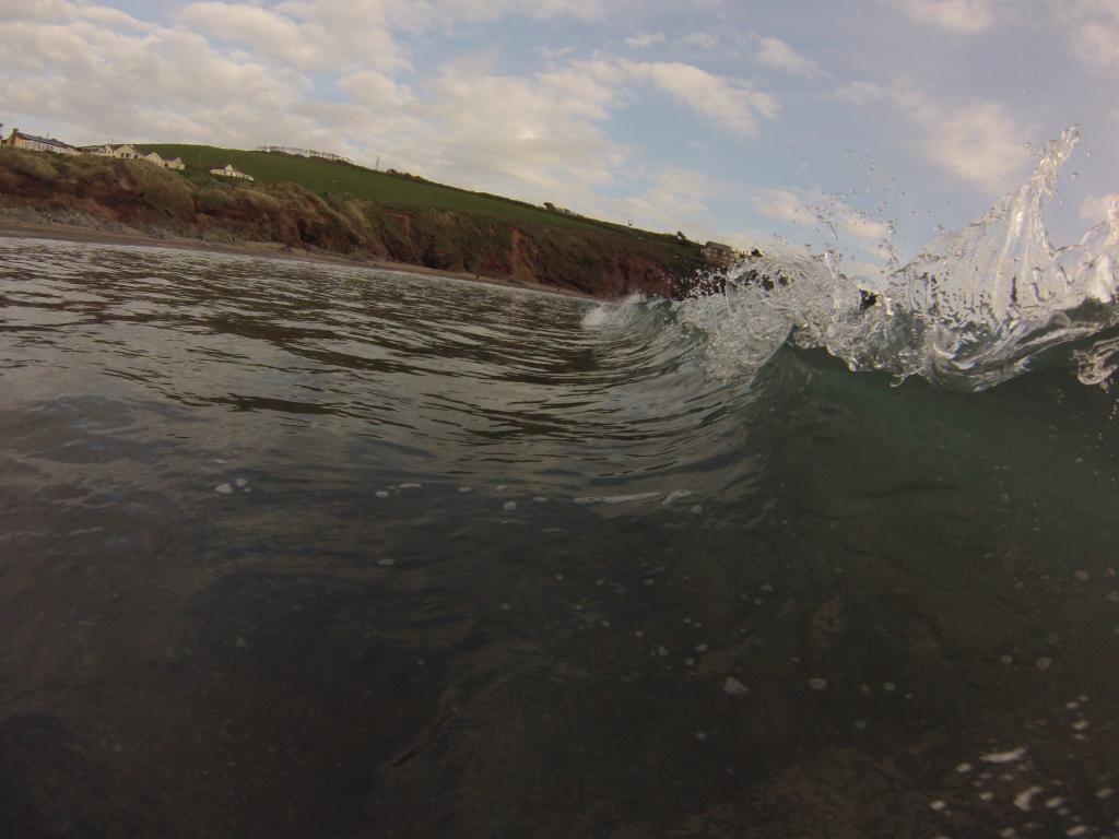 Spiky wave  