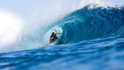 Jordy Smith Free Surfing at Teahupoo