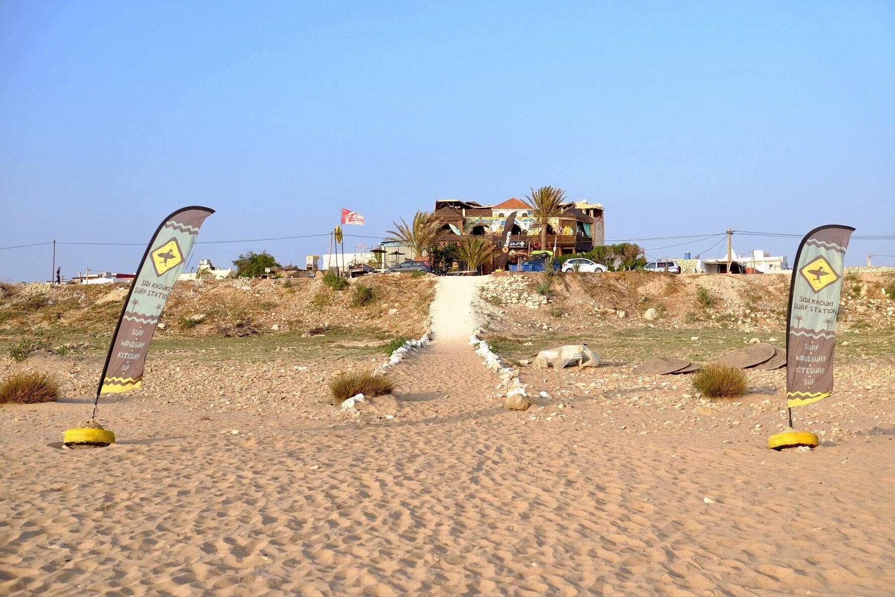 surf school & restaurant