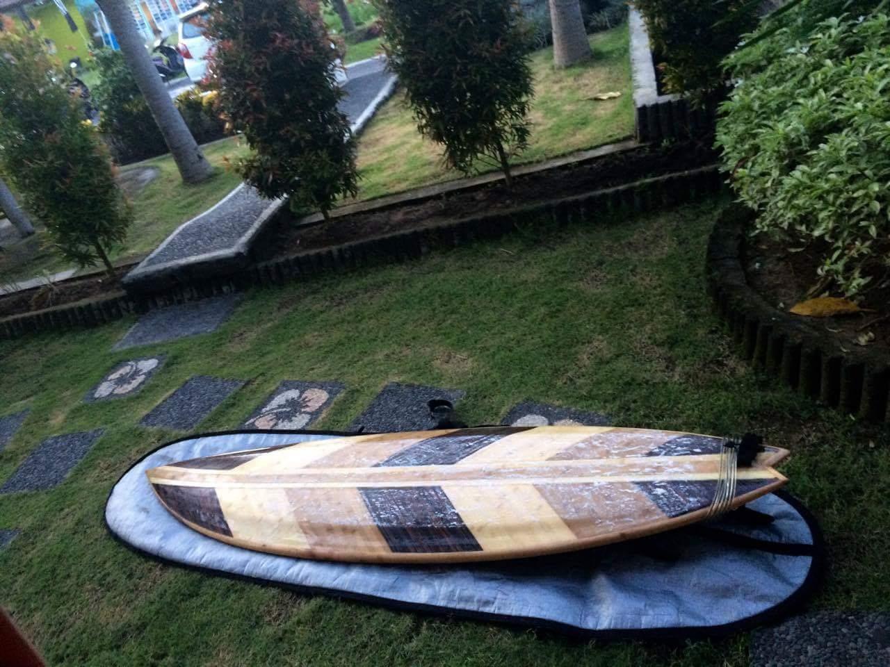 Surfboard