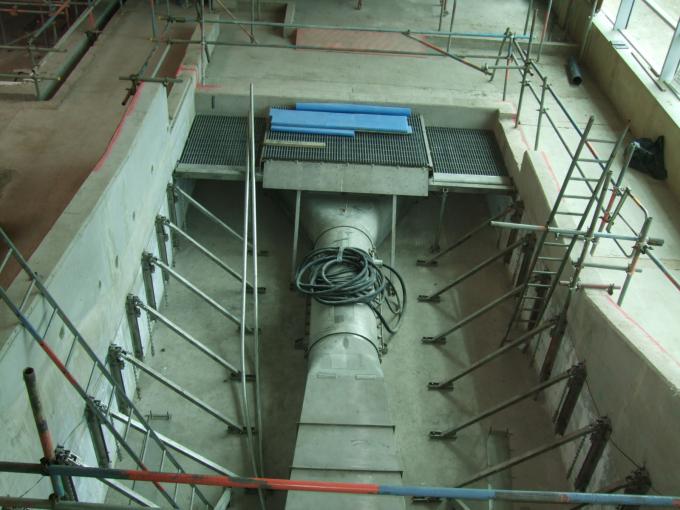 Flowrider being built 9