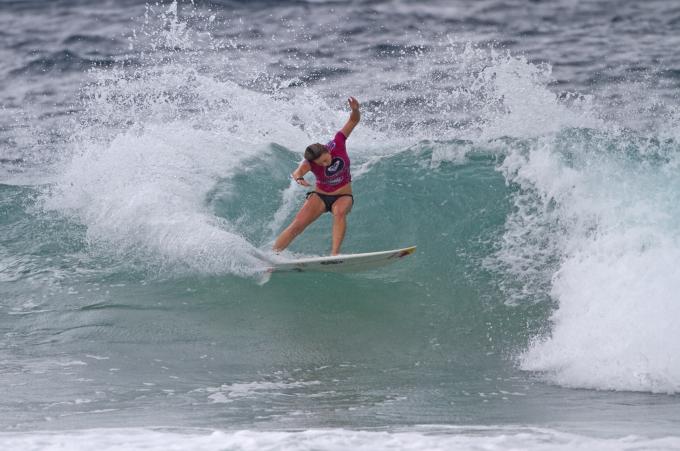 Carissa Moore readies to take Roxy Gold Coast Pro