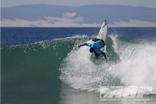 Heitor Alves Goes Vertical