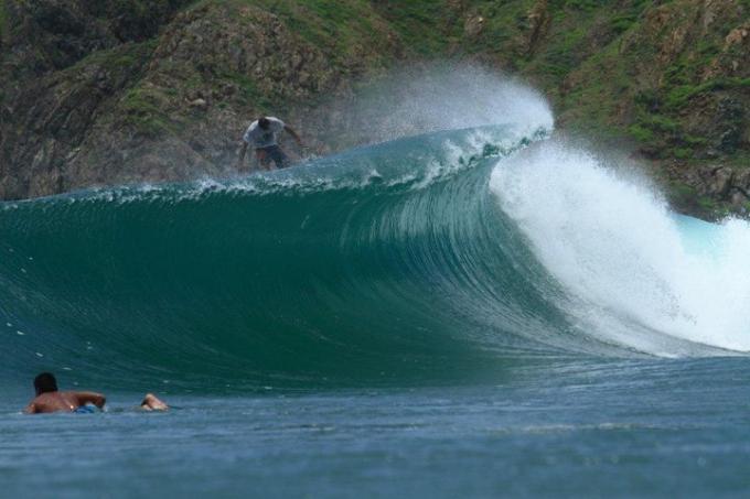 SUPER PROMOS 2011 SURF TOURS SALINA CRUZ, MEX. surfindersholidays.com