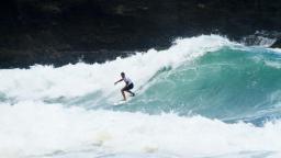 Tim Macdonald on a big left