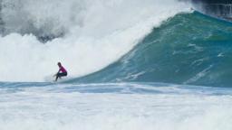Frederico Morais with a bottom turn