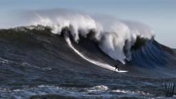 Pacific XXL Swell @ Mavericks, Half Moon Bay