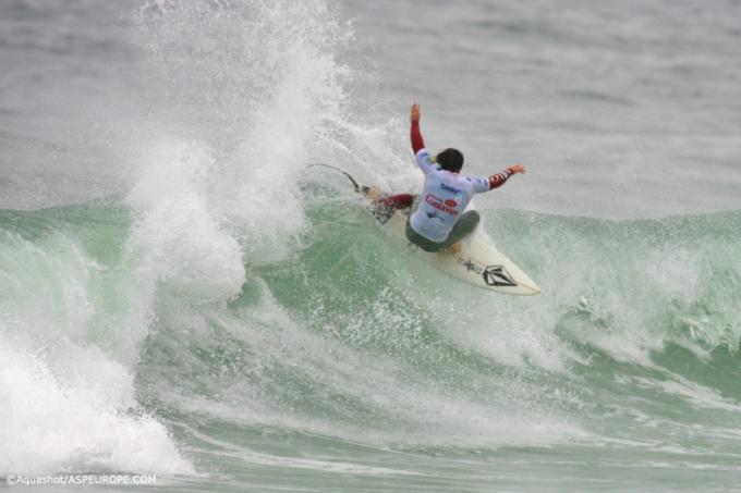 Mitch Coleborn in Portugal