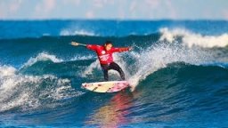 2016 Junior Pro Sopela Highlights: Small Waves, Big Moves On Day 2 In Sopela