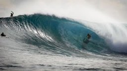 Wave Of The Day: Kirra Pinkerton At Bank Vaults.