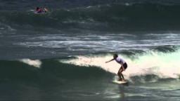 Final Heat Carissa Vs. Stephanie - 2011 Roxy Pro France