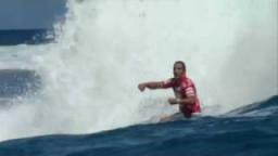 2010 Billabong Pro Tahiti Tiago Pires Advances Rd4
