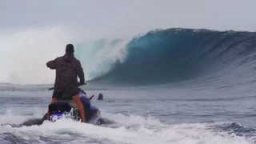Highlights: Cloudbreak Barrels, Bold Moves Triumph